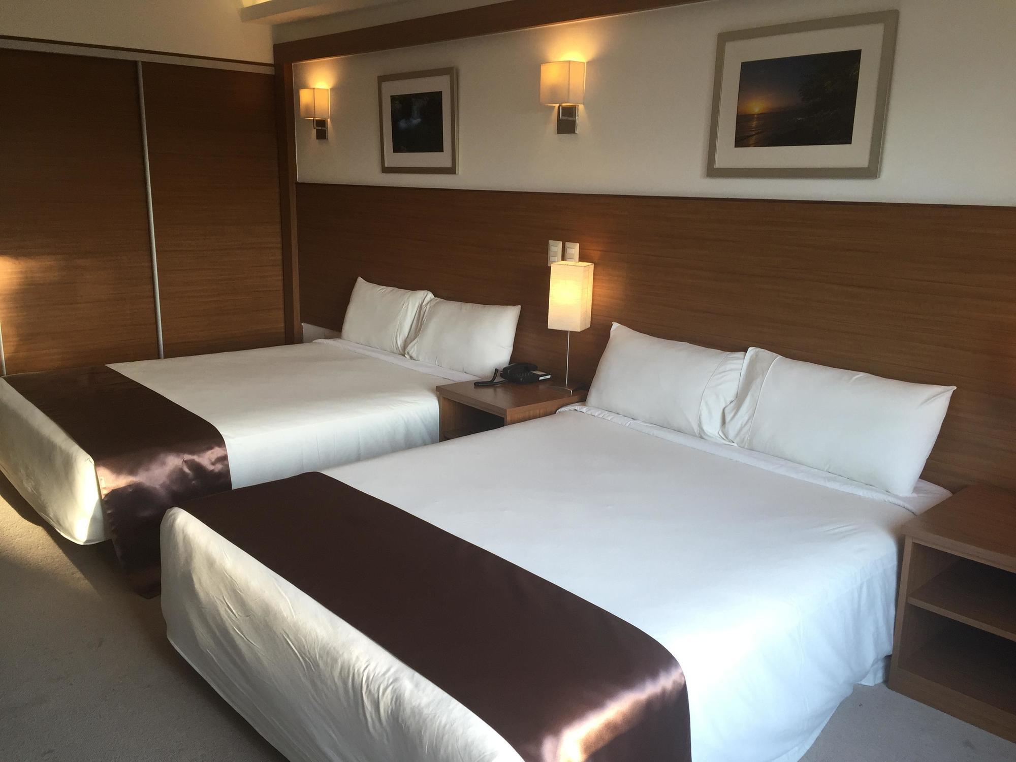 Weston Suites Hotel Saint-Domingue Extérieur photo