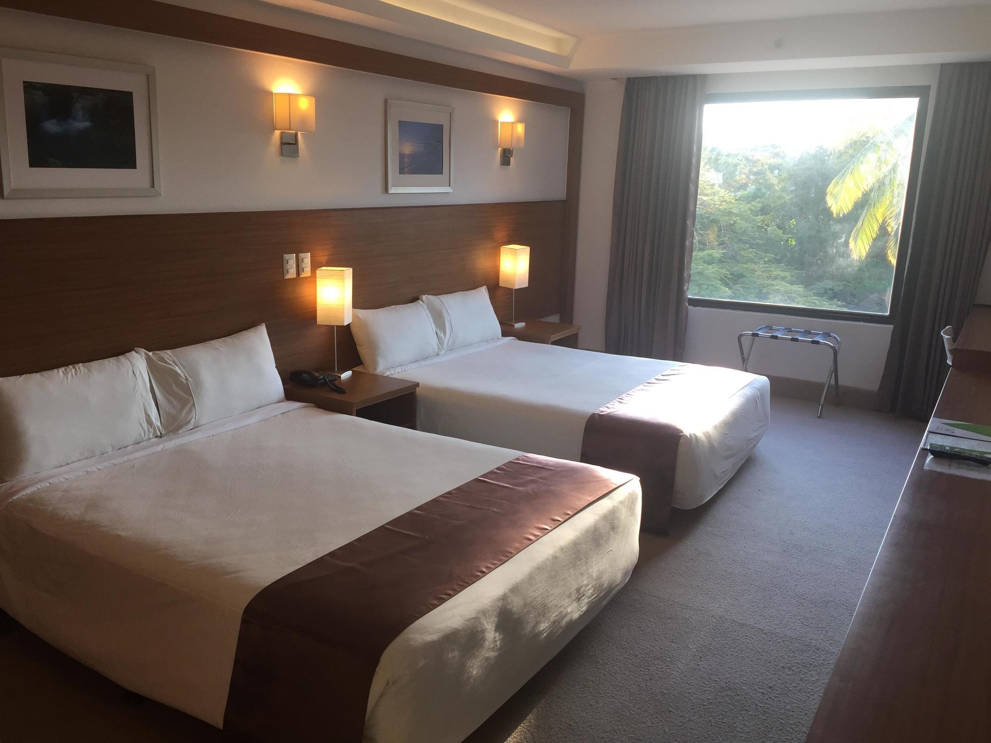 Weston Suites Hotel Saint-Domingue Extérieur photo