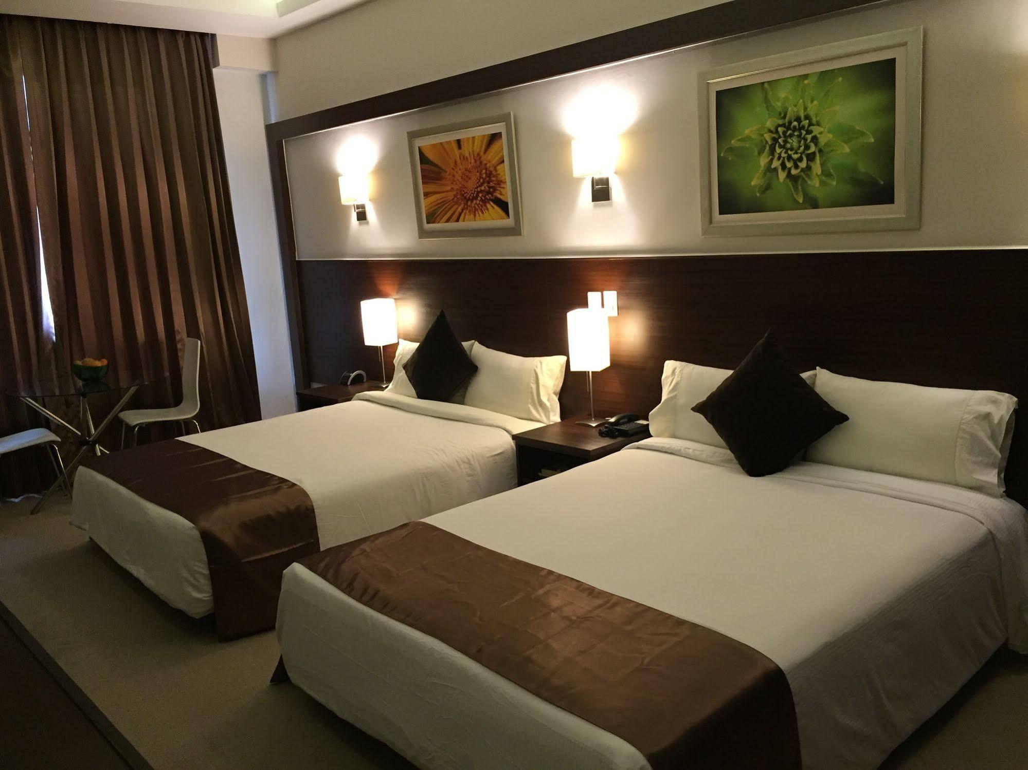 Weston Suites Hotel Saint-Domingue Extérieur photo