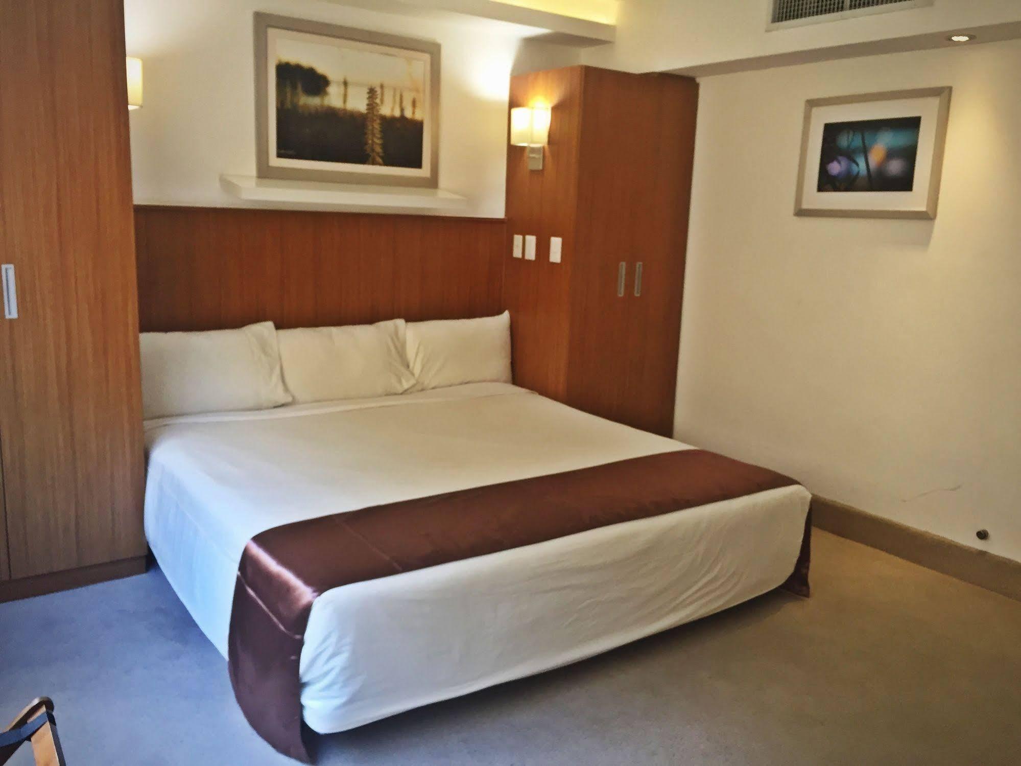 Weston Suites Hotel Saint-Domingue Extérieur photo